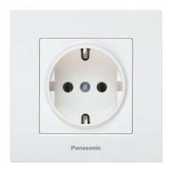 PANASONIC KARRE PLUS WHITE SOCKET 2P+E, Complete