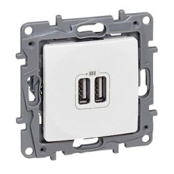 LEGRAND NILOE РОЗЕТКА ЗАРЯДНО 2xUSB Тип A 5V за 12W БЯЛ 764594