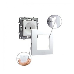 LEGRAND NILOE КЛЮЧ ЗА ЩОРИ 6А БЯЛ 764511